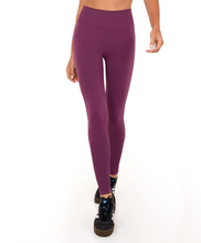 Załaduj obraz do przeglądarki galerii, Legging Sem Costura Essential Roxo Wine
